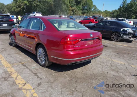 2016 Volkswagen Passat 1.8T Se z USA, uszkodzony, nr VIN 1VWBT7A36GC040669